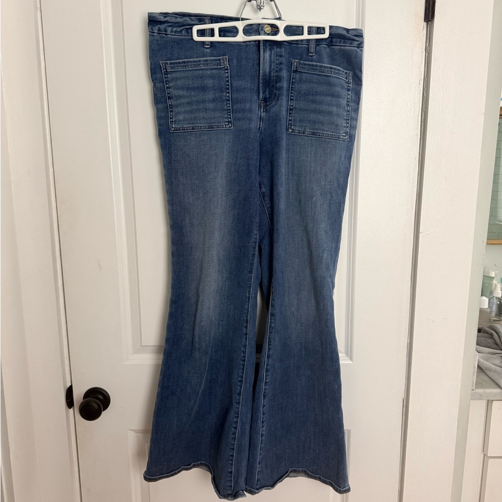 Express Women's Dark Blue Wide-Leg Flare Jeans